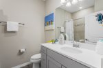 Main Level Full Bathroom with Tub/Shower Combo
